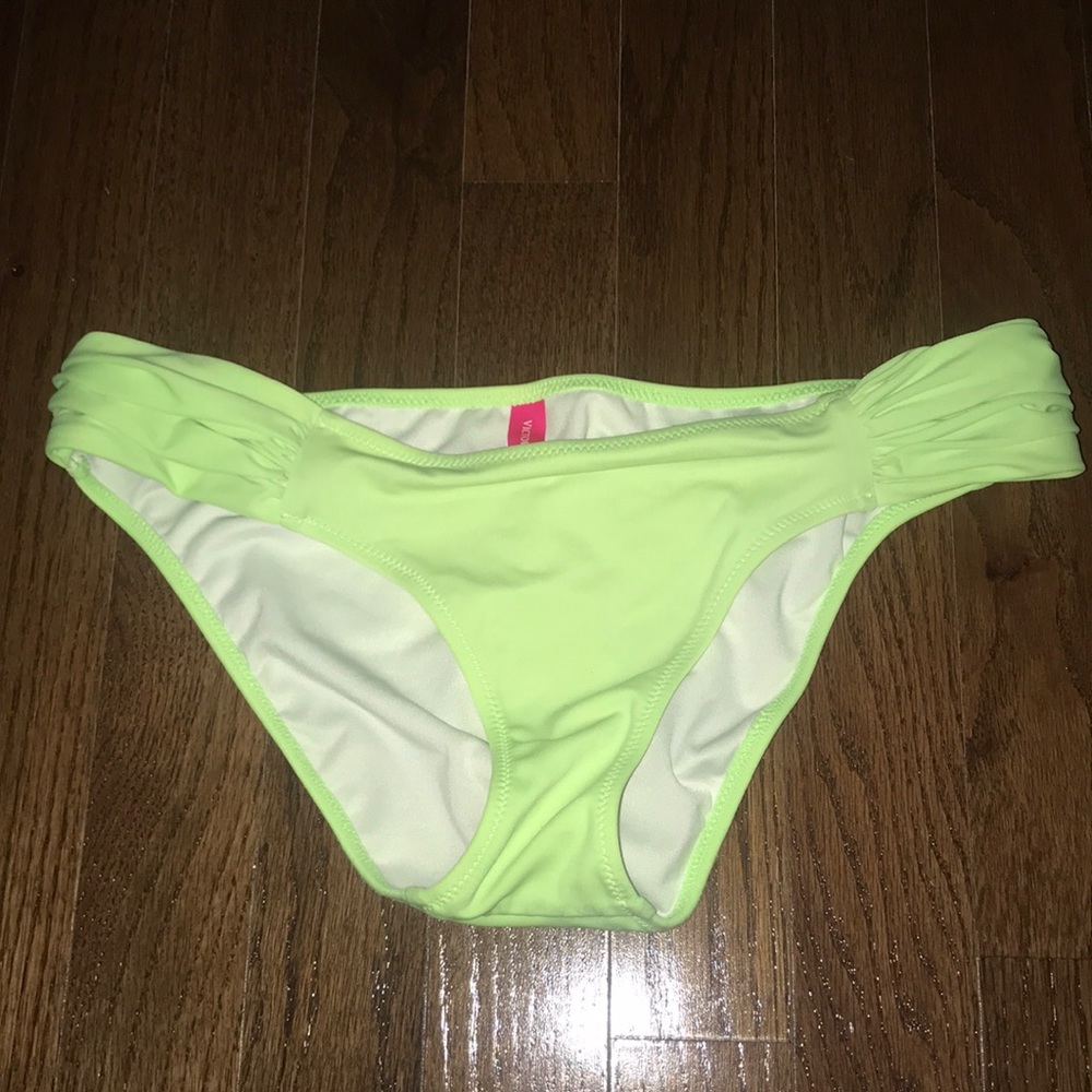 Bikini bottoms